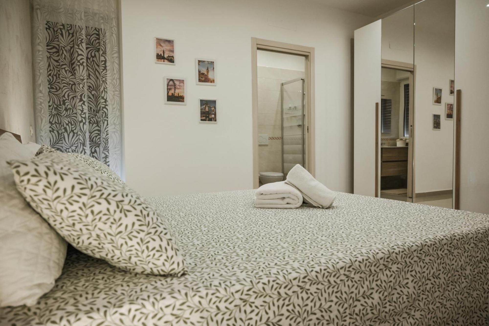 Apartamento L'Albero Di Giada Bari Exterior foto